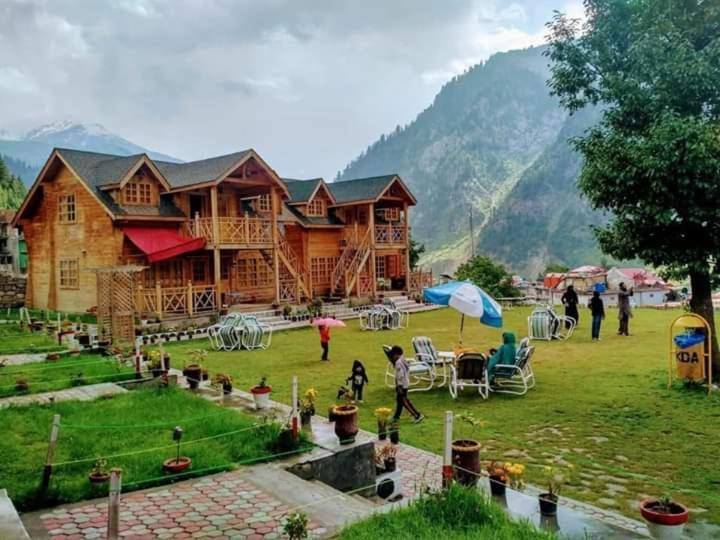 Swiss Wood Cottages Naran Esterno foto