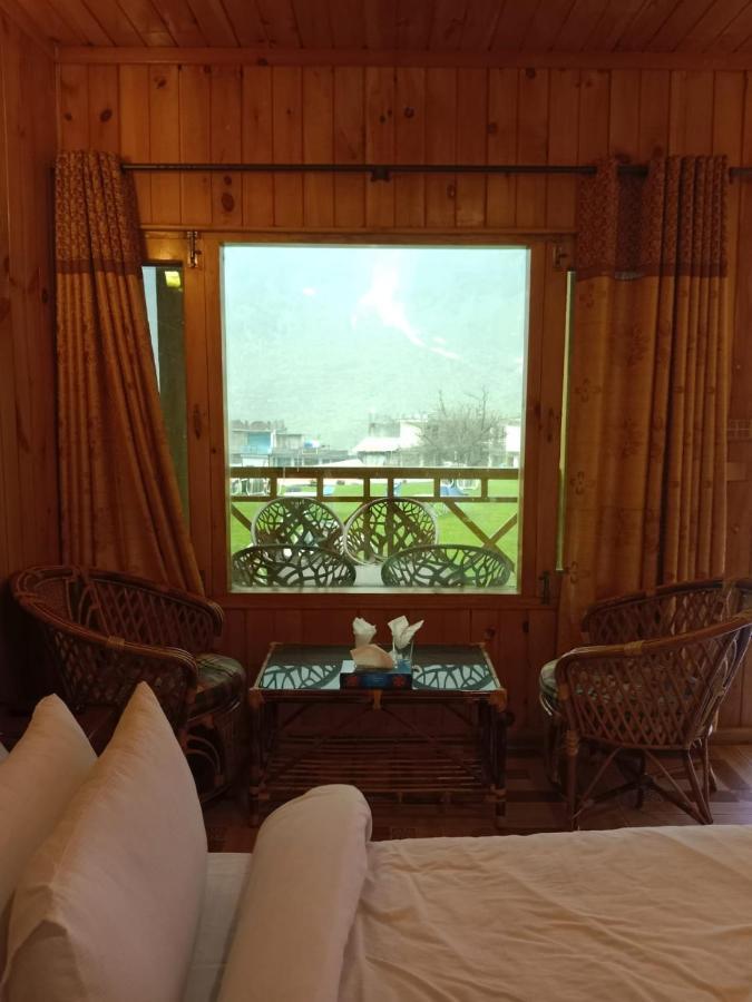 Swiss Wood Cottages Naran Esterno foto